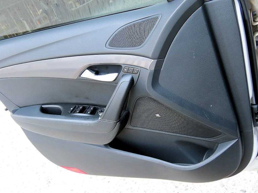 HYUNDAI i40 - Vista 11