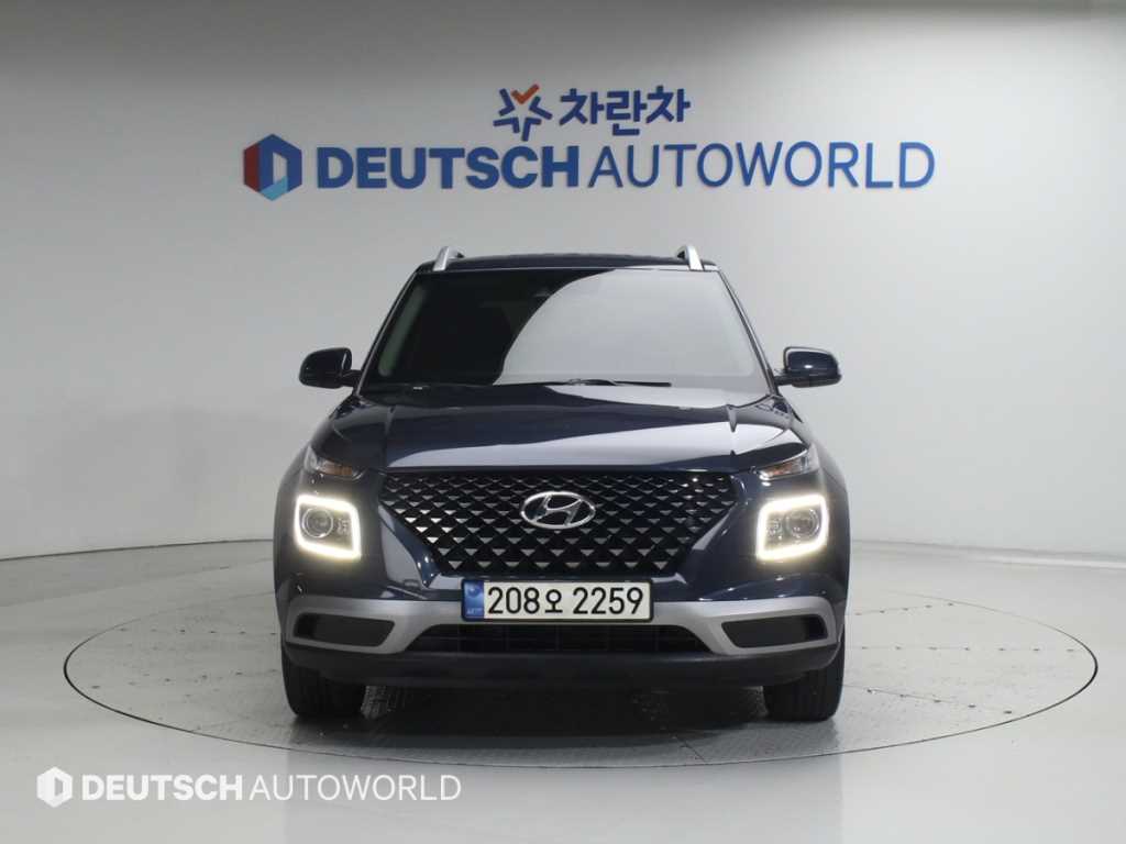 HYUNDAI Venue - Vista 3