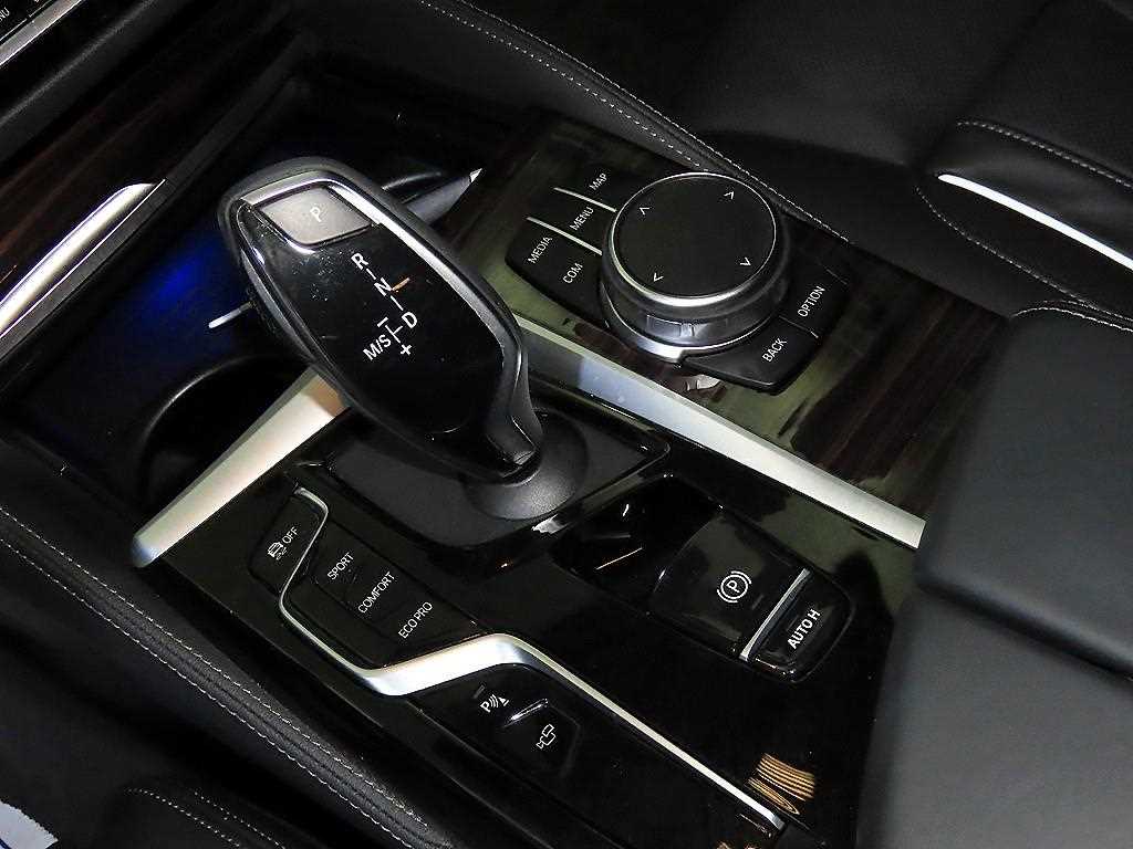 BMW 5 Series - Vista 12