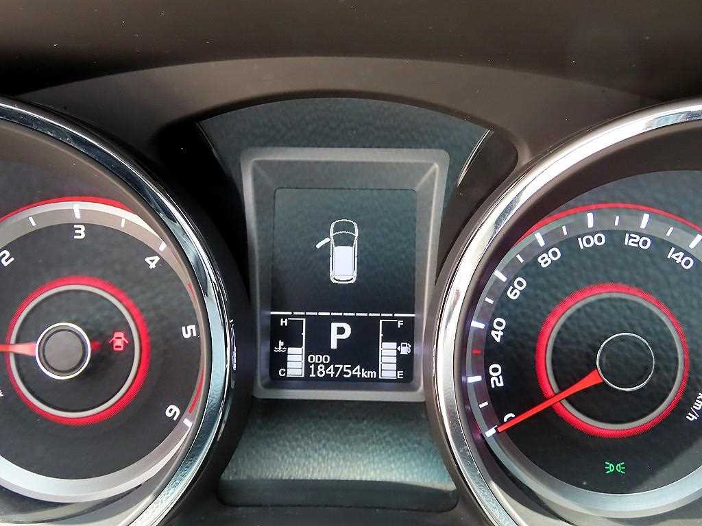 Ssangyong Tivoli - Vista 9