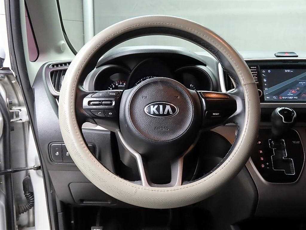 KIA Ray - Vista 9