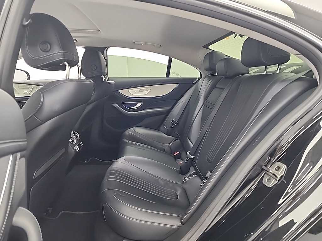 Mercedes Benz CLS Class - Vista 12