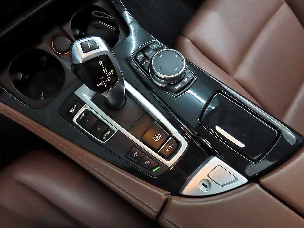 BMW 5 Series - Vista 10