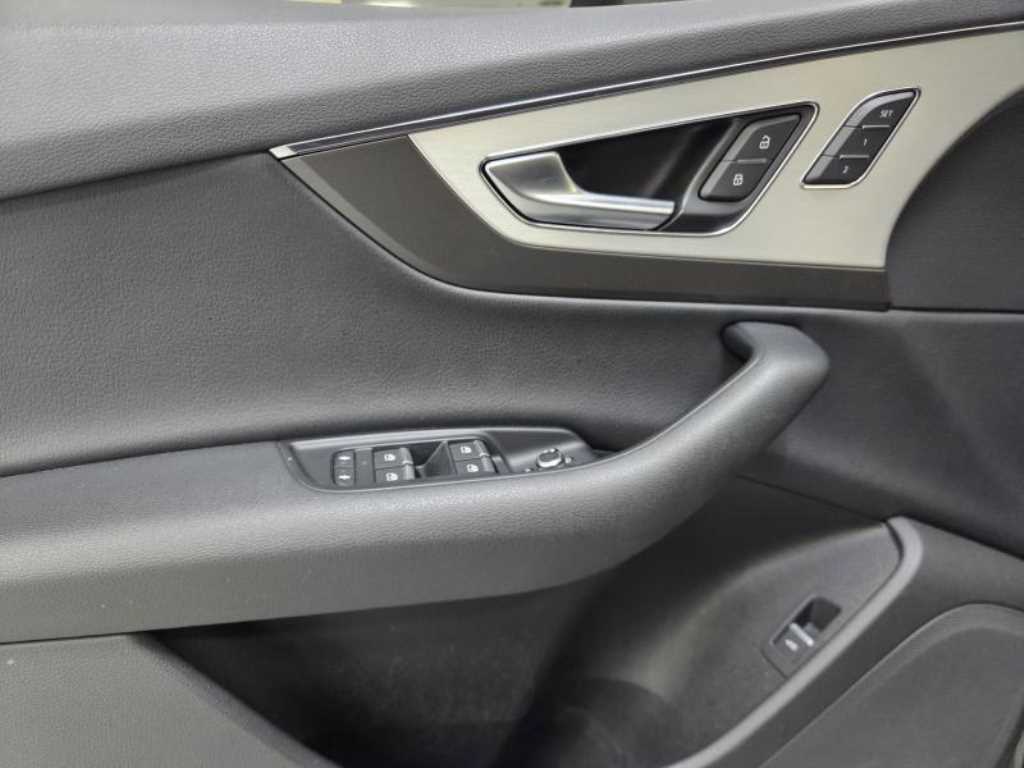 Audi Q7 - Vista 9