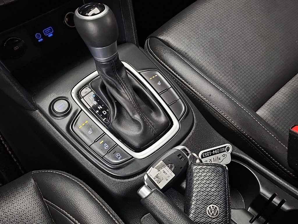 HYUNDAI Kona - Vista 8