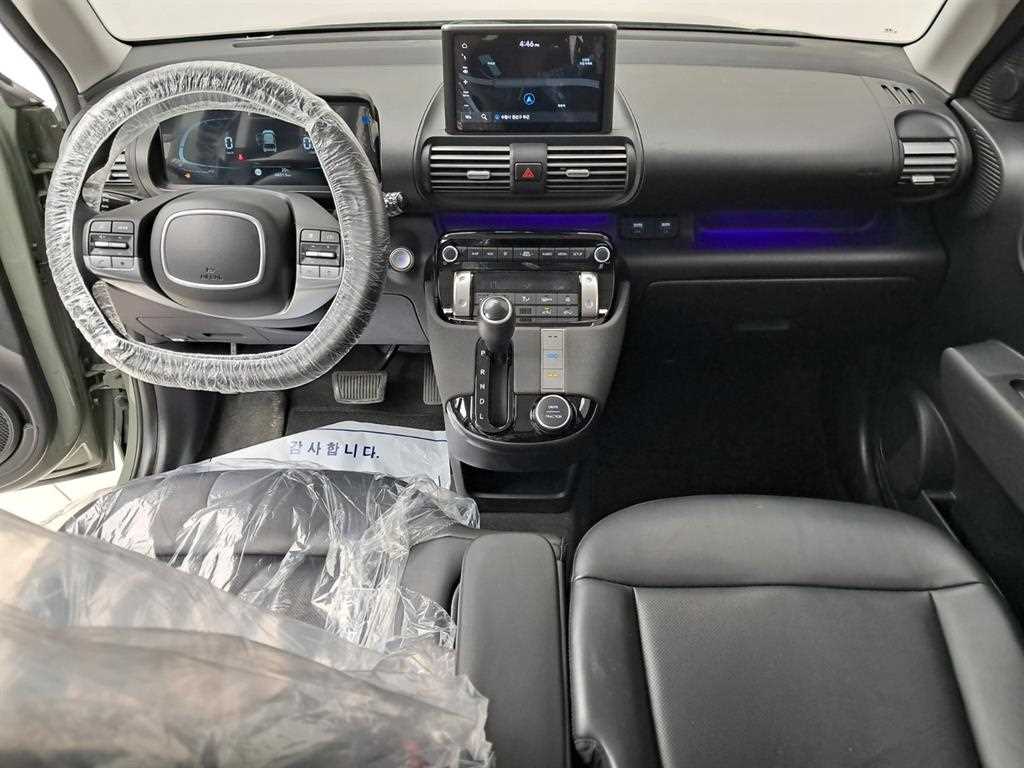HYUNDAI Casper - Vista 6