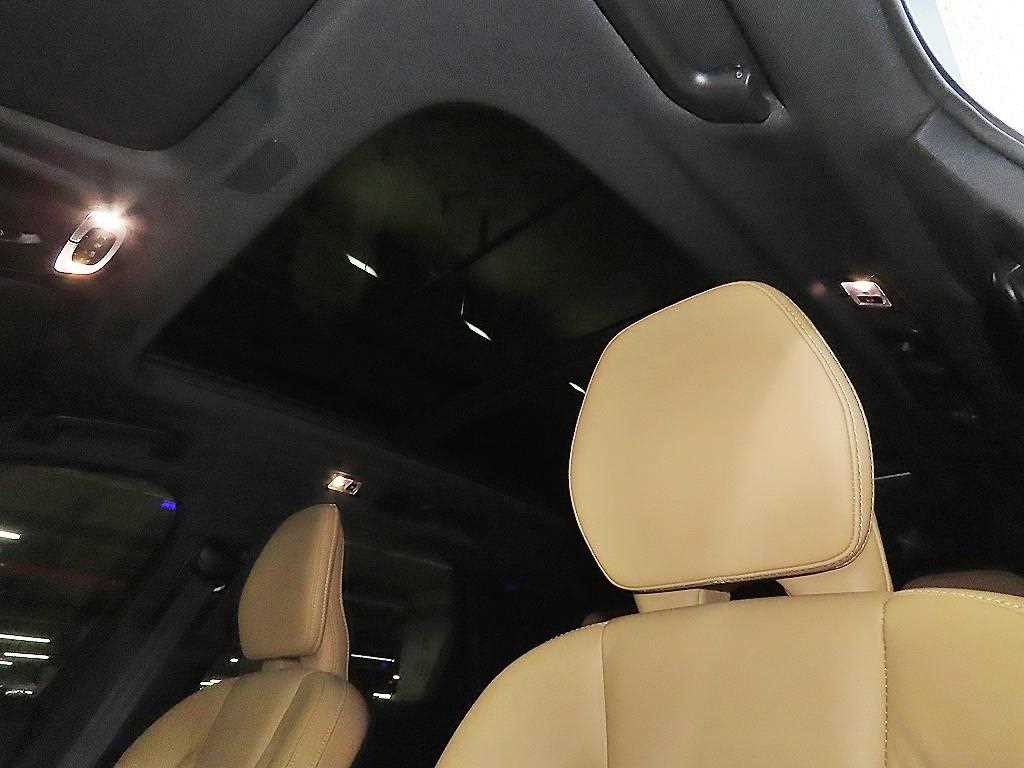 Volvo XC60 2021 Blanco - Importación desde Corea - HF Imports Iquique - Foto 15
