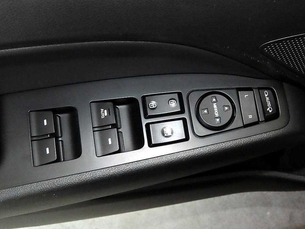 HYUNDAI Avante 2017 Plateado - Importación desde Corea - HF Imports Iquique - Foto 13