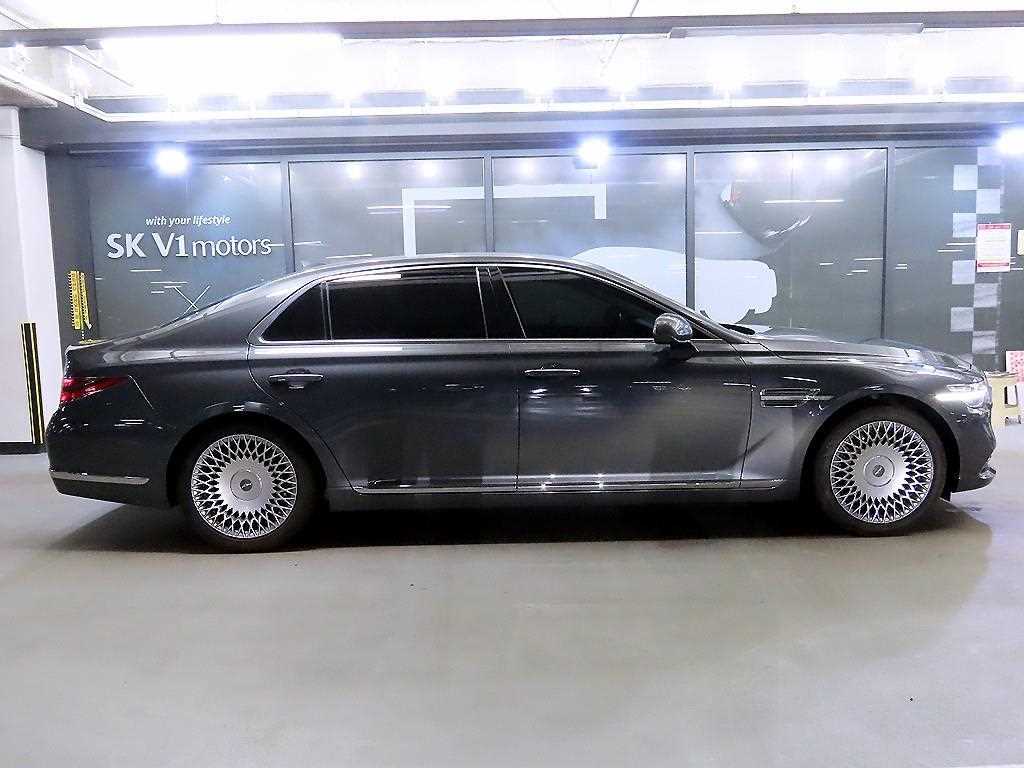 Genesis G90 - Vista 3