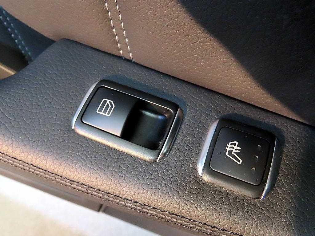 Mercedes Benz E class 2014 Gris - Importación desde Corea - HF Imports Iquique - Foto 15