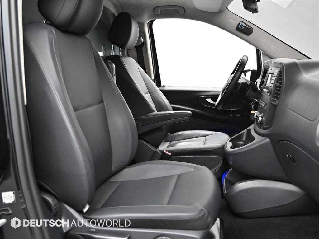 Mercedes Benz V Class - Vista 10