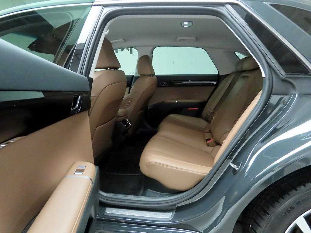HYUNDAI Grandeur - Vista 12