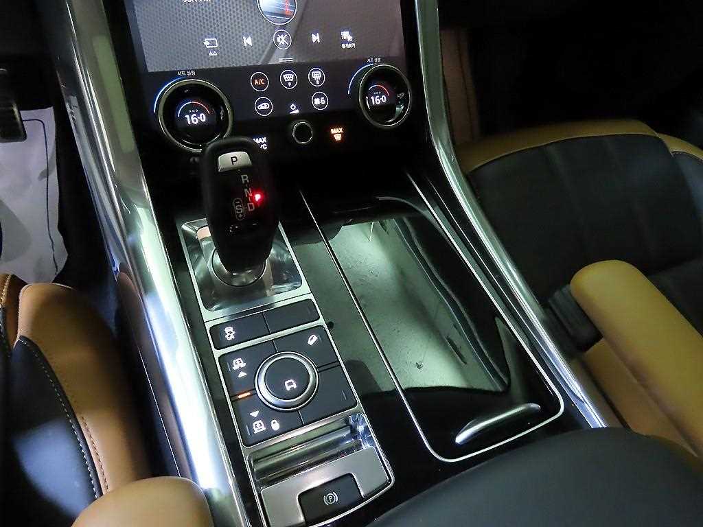 Land Rover Range Rover Sports - Vista 12