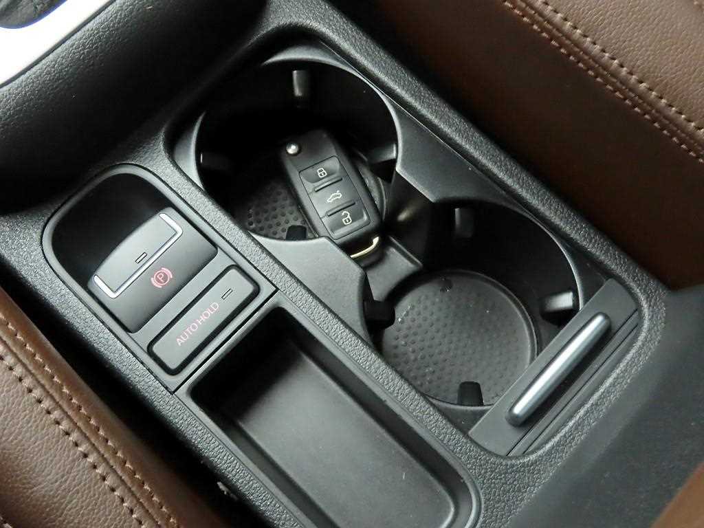 Volkswagen Tiguan - Vista 11