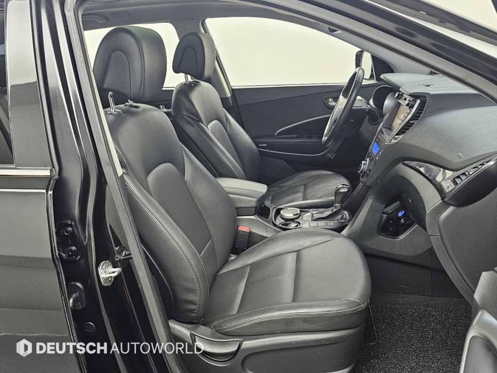HYUNDAI Santa Fe - Vista 10