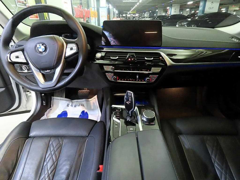 BMW 5 Series - Vista 10