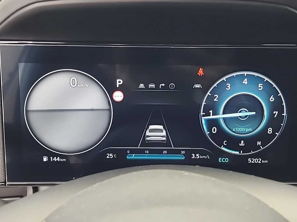 HYUNDAI Avante - Vista 6