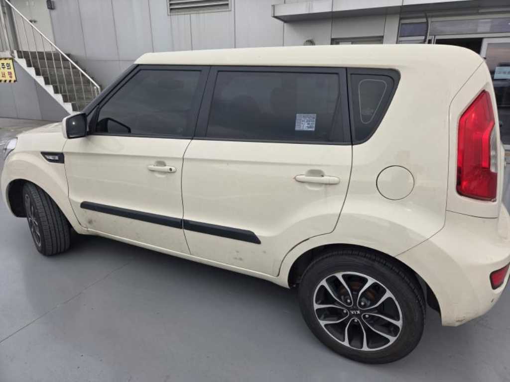 KIA Soul - Vista 3