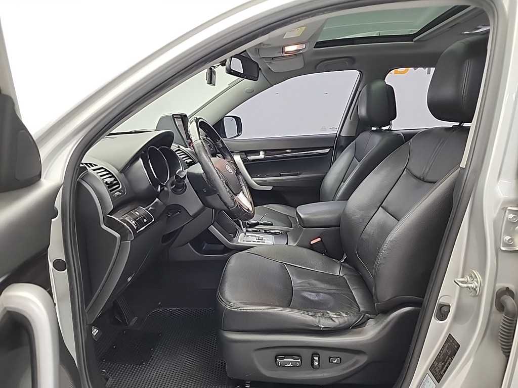 KIA Sorento - Vista 11