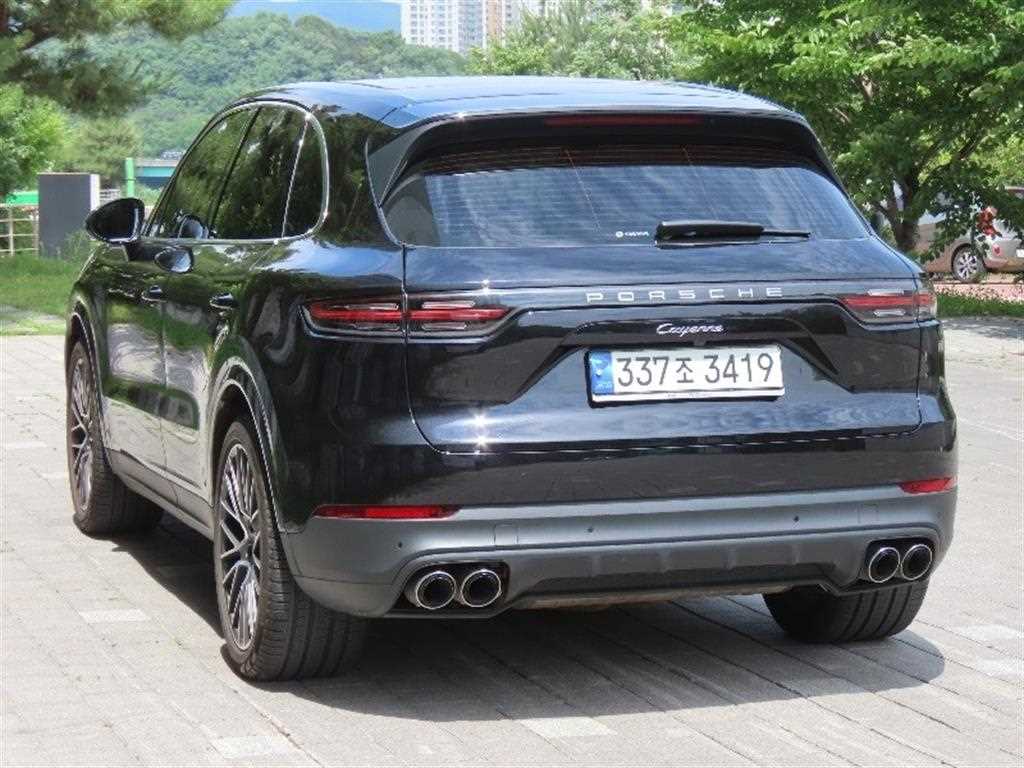 Porsche Cayenne - Vista 4