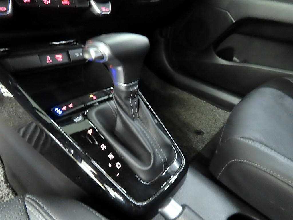 KIA Stonic - Vista 10