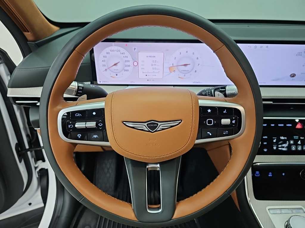 Genesis GV80 - Vista 9