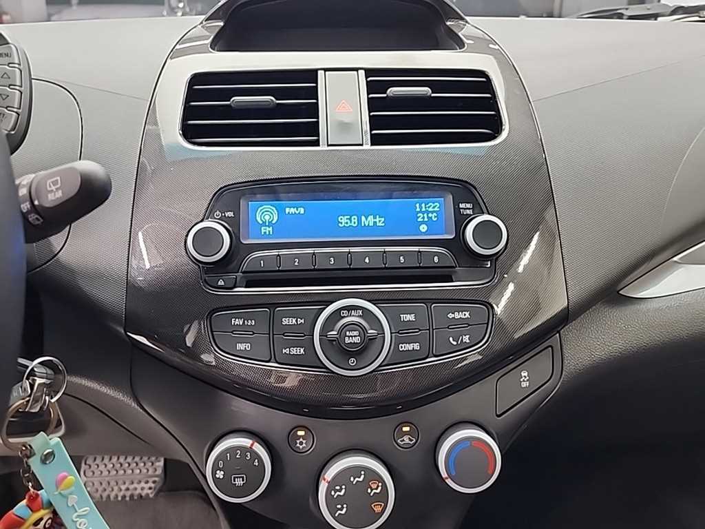 Chevrolet Spark - Vista 10