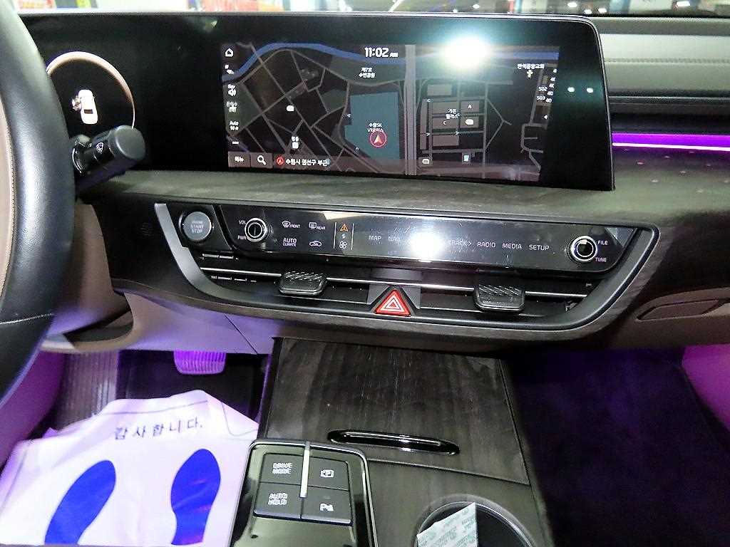 KIA K8 - Vista 11