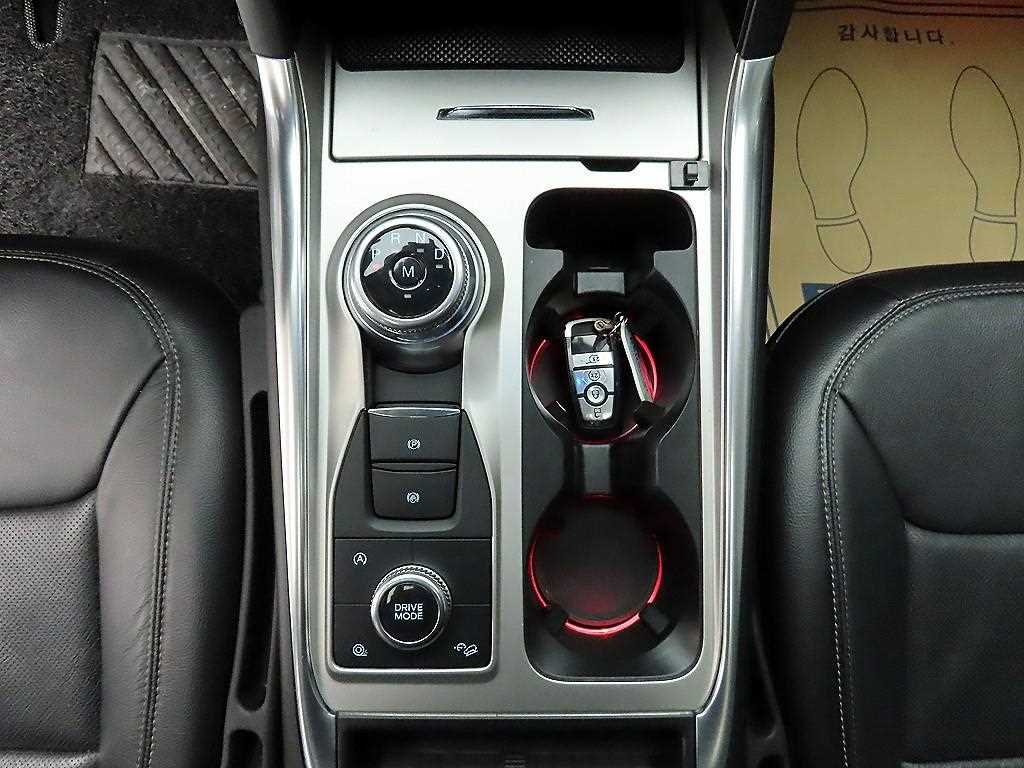 Ford Explorer - Vista 10