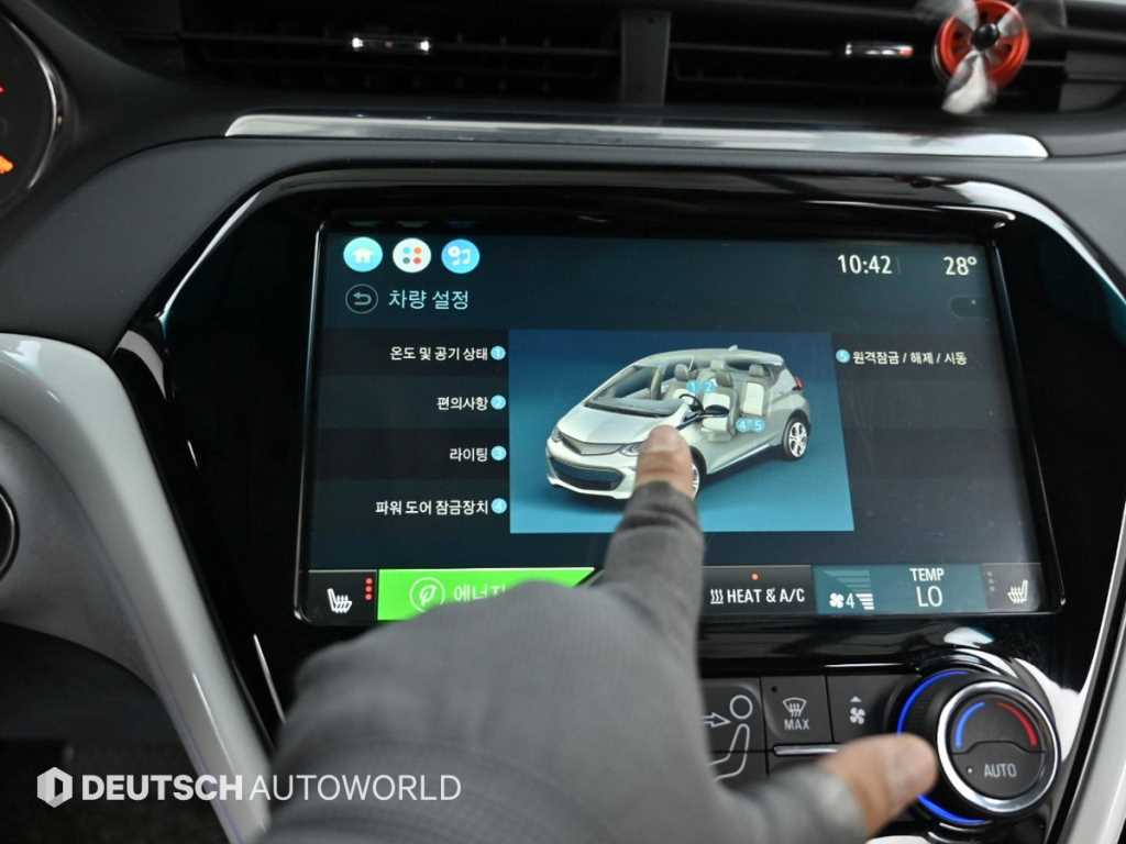 Chevrolet Bolt 2018 Blanco - Importación desde Corea - HF Imports Iquique - Foto 17