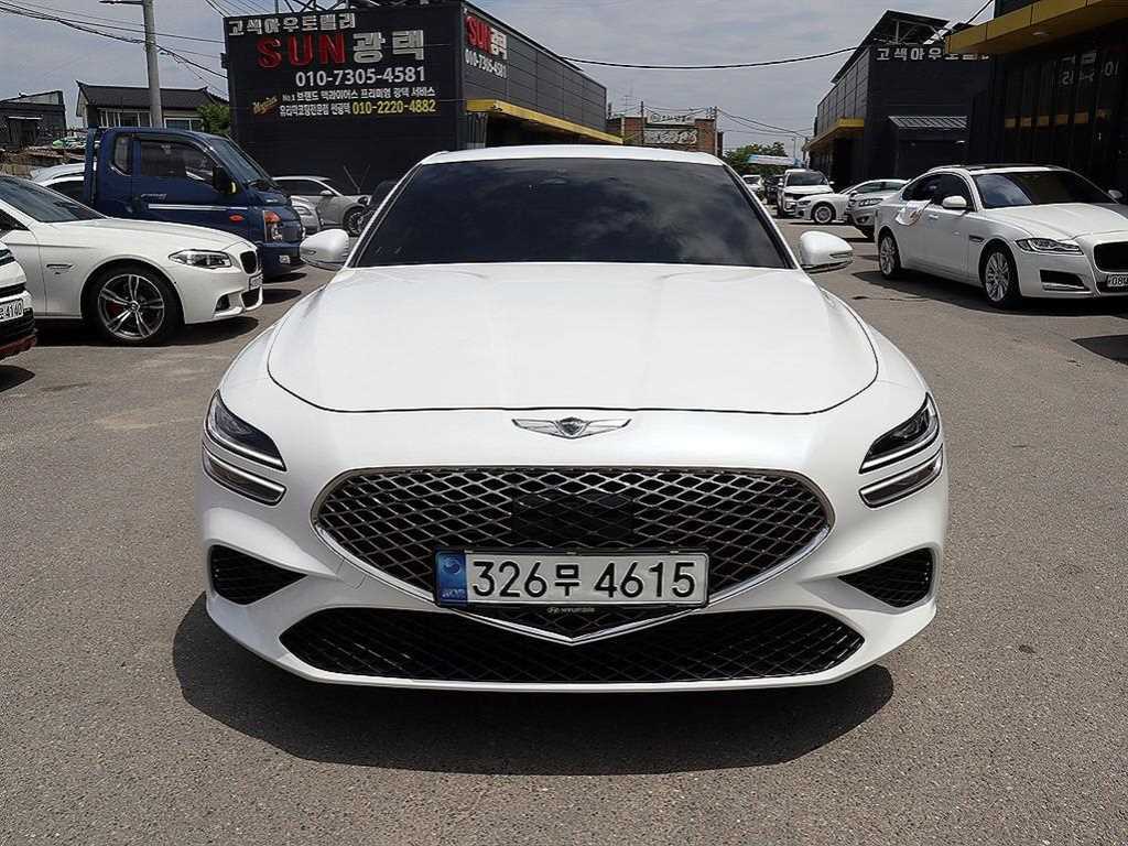 Genesis G70 2023 Blanco - Importación desde Corea - HF Imports Iquique - Foto 1