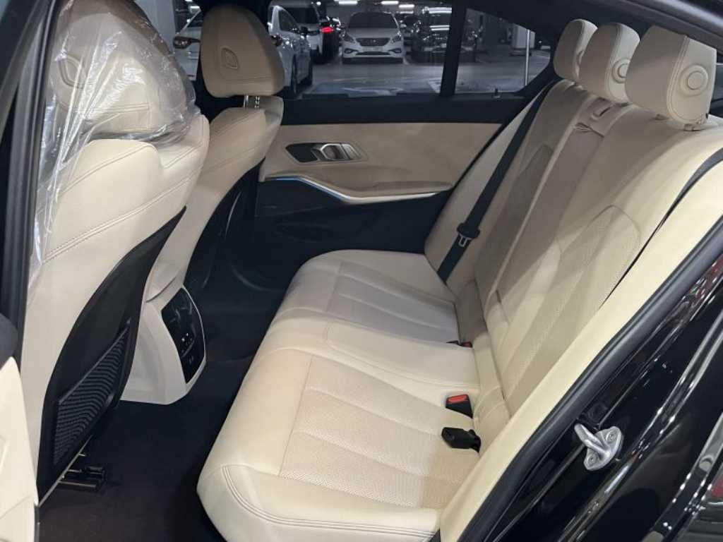 BMW 3 series - Vista 8
