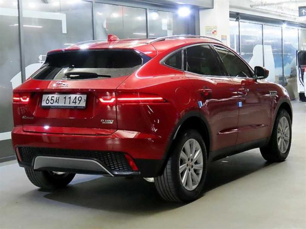 Jaguar E-PACE - Vista 4