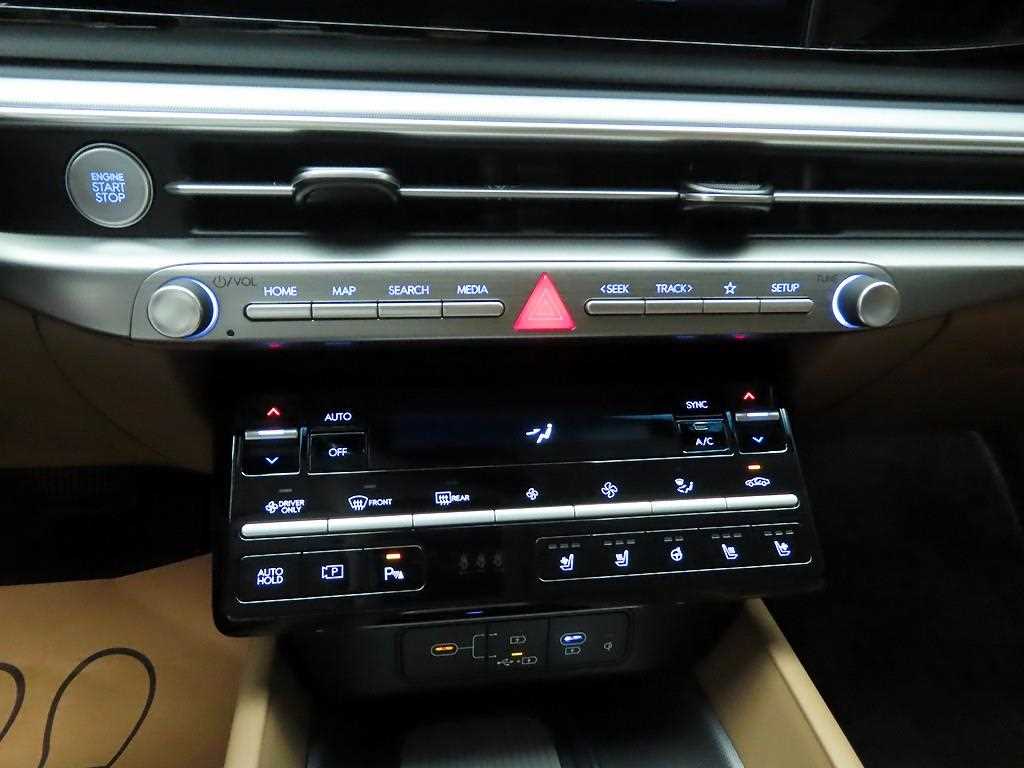 HYUNDAI Grandeur - Vista 9