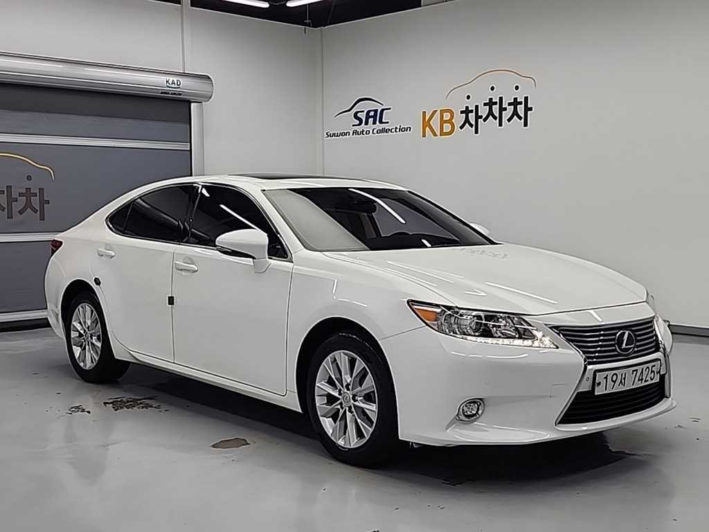 Lexus ES - Vista 4