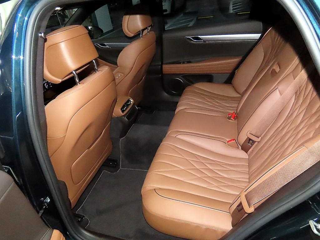 Genesis G80 - Vista 7