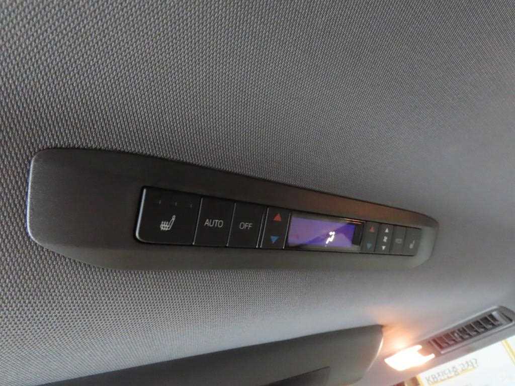 Toyota Siena 2024 Negro - Importación desde Corea - HF Imports Iquique - Foto 15