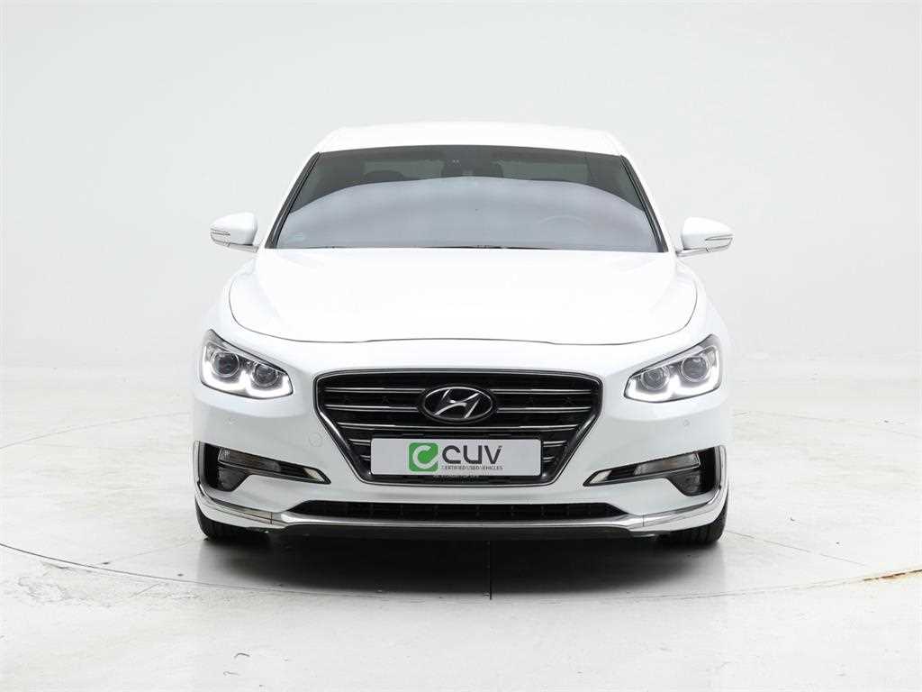 HYUNDAI Grandeur - Vista 2