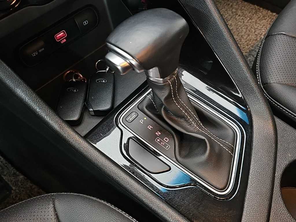KIA Niro - Vista 8
