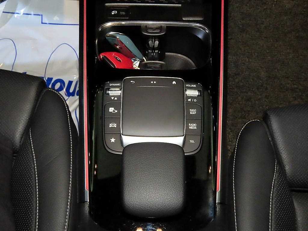 Mercedes Benz GLB Class 2021 Blanco - Importación desde Corea - HF Imports Iquique - Foto 13