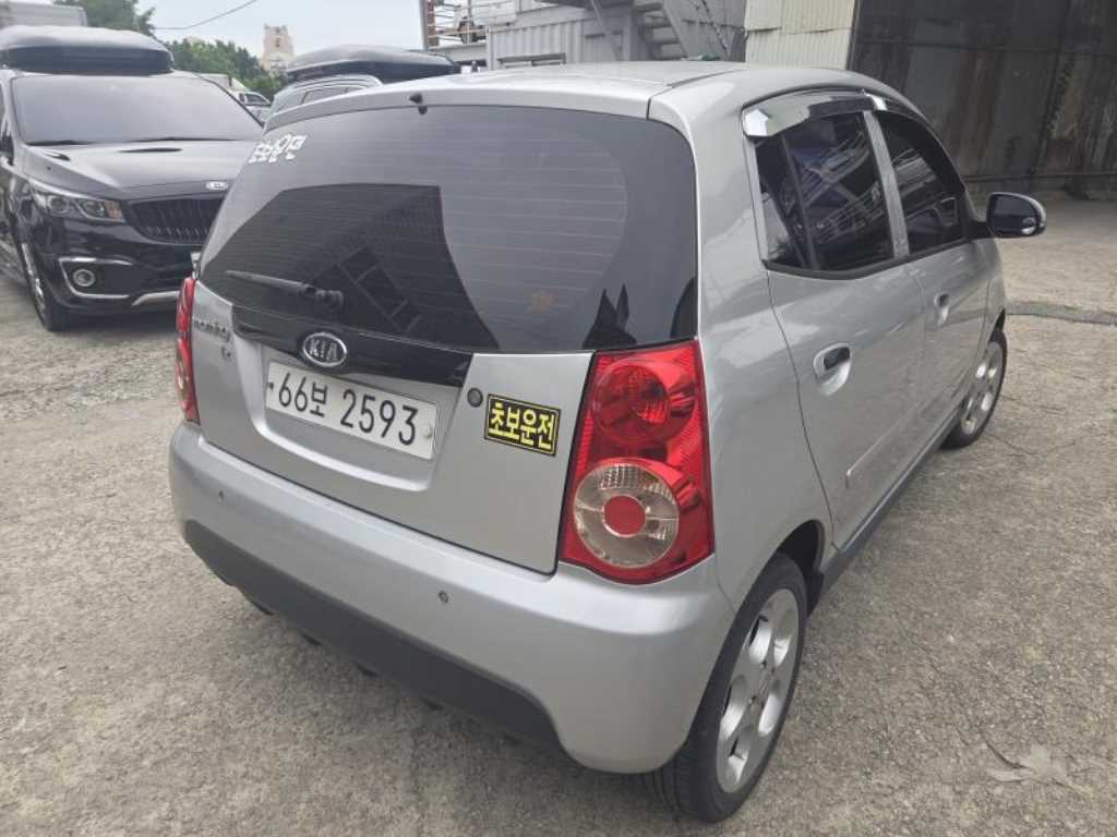 KIA Morning - Vista 3