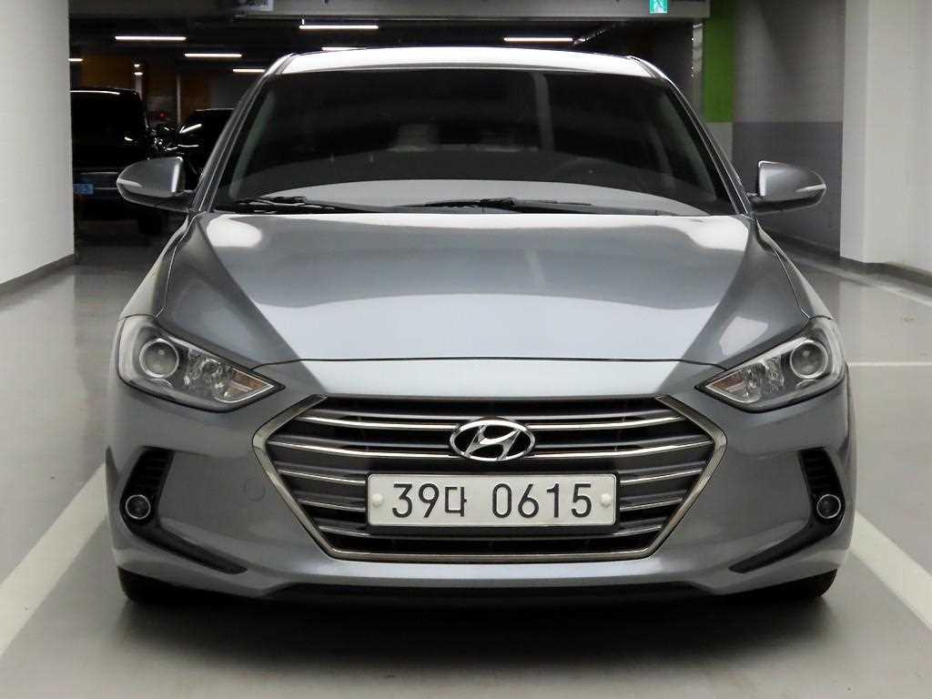 HYUNDAI Avante 2016 Gris - Importación desde Corea - HF Imports Iquique - Foto 1