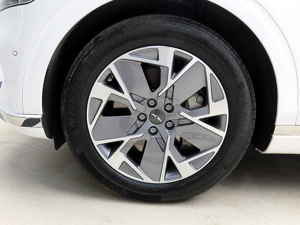 Genesis GV70 2022 Blanco - Importación desde Corea - HF Imports Iquique - Foto 20