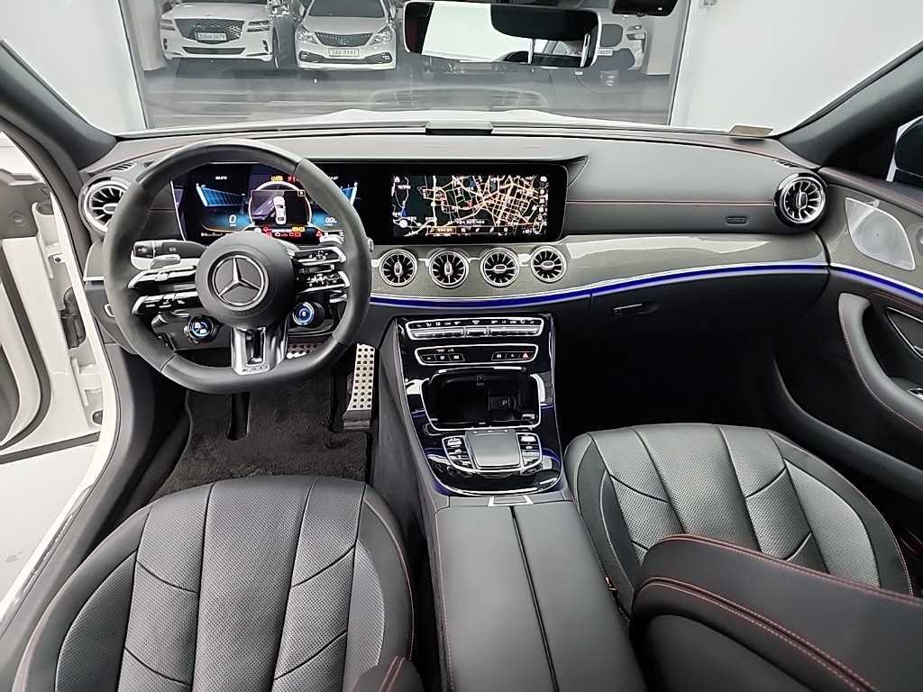 Mercedes Benz CLS Class - Vista 7