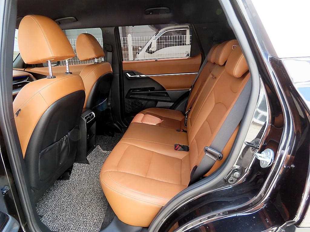 Ssangyong Torres - Vista 5