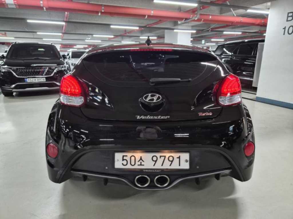 HYUNDAI Veloster - Vista 4