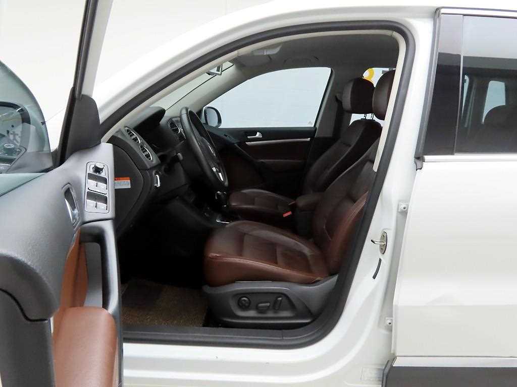 Volkswagen Tiguan - Vista 12