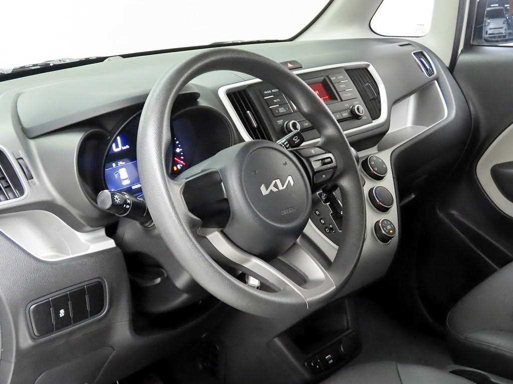 KIA Ray - Vista 8