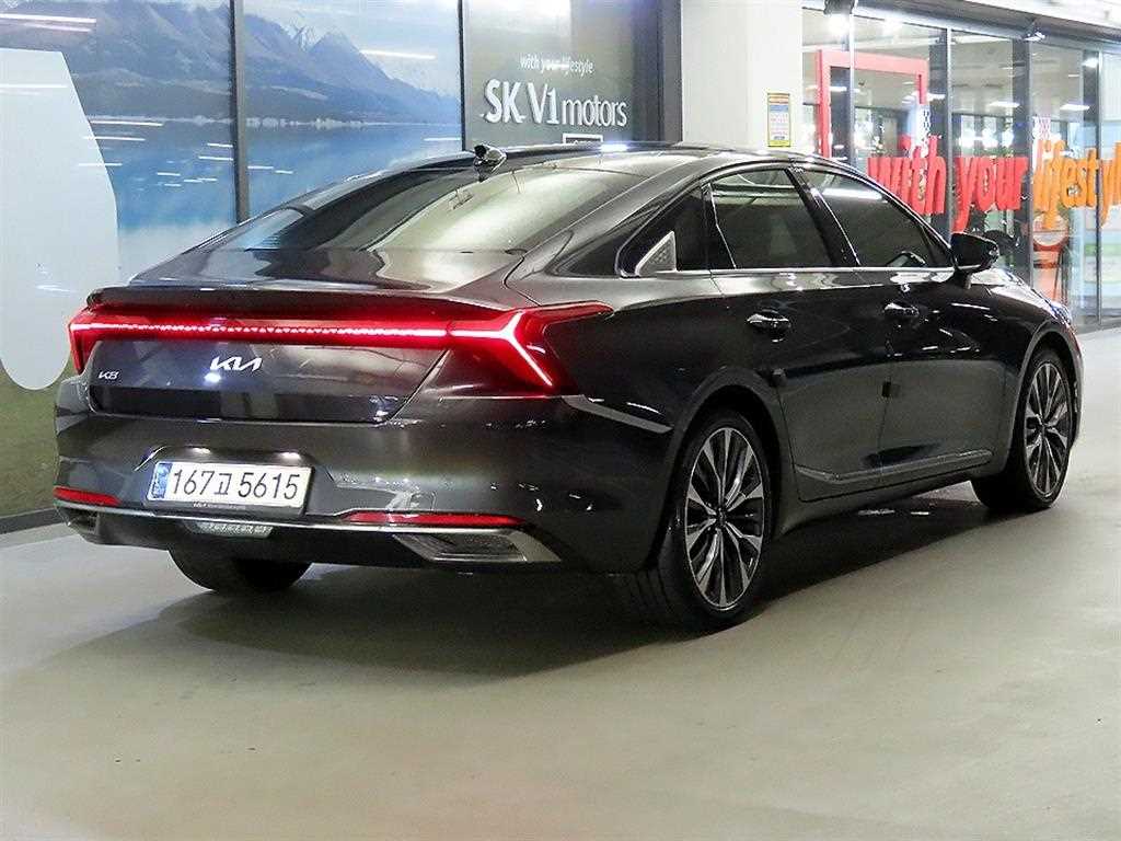 KIA K8 - Vista 5