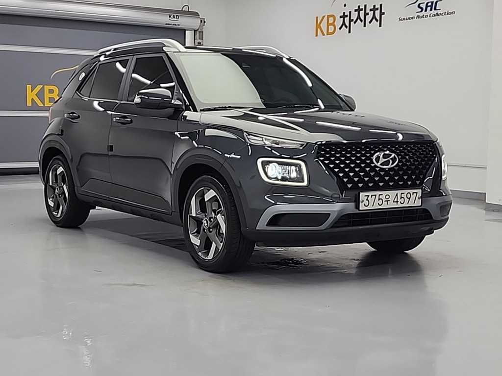 HYUNDAI Venue - Vista 4